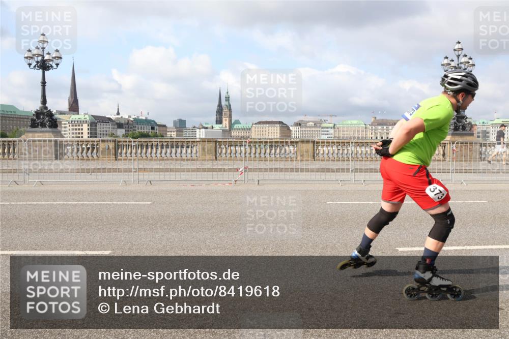 29.06.2025 - hella hamburg halbmarathon Lena Gebhardt http://msf.ph/oto/8419618 29.06.2025 08:57:30 Lombardsbrücke 373 meine-sportfotos.de