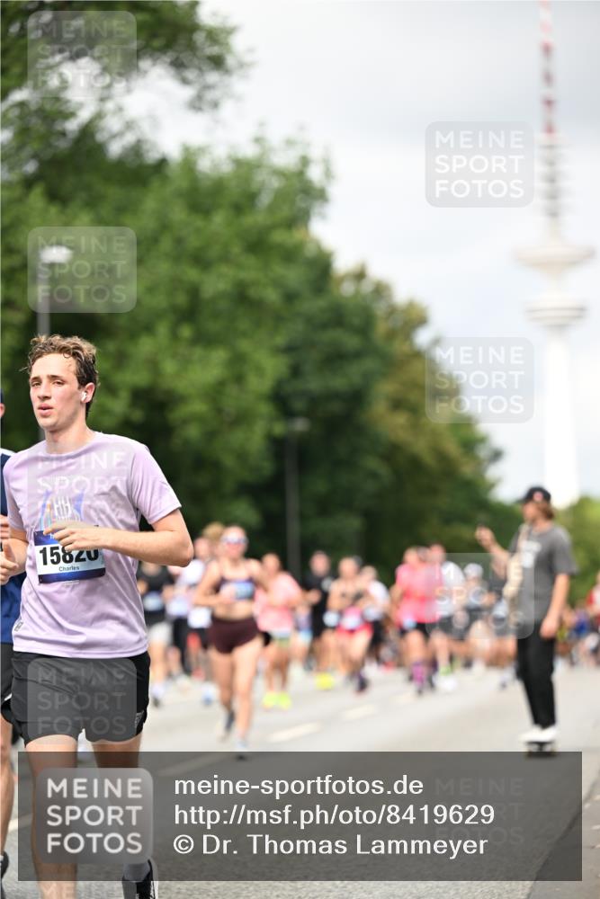 29.06.2025 - hella hamburg halbmarathon Dr. Thomas Lammeyer http://msf.ph/oto/8419629 29.06.2025 10:46:31 Kennedybrücke 1039, 1648, 1712, 2069, 2974, 3276, 3326, 3459, 3568, 4329, 4385, 4541, 4735, 4736, 4885, 5432, 5671, 5942, 6137, 6153, 6320, 6450, 6726, 7022, 7023, 7968, 8004, 8014, 8162, 8163, 8712, 9588, 10181, 10532, 10872, 11011, 11017, 11098 meine-sportfotos.de