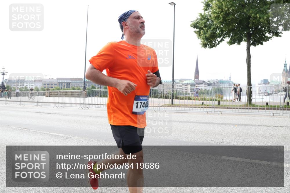 29.06.2025 - hella hamburg halbmarathon Lena Gebhardt http://msf.ph/oto/8419686 29.06.2025 10:27:26 Lombardsbrücke 17445, 1530, 1793, 2080, 2306, 2775, 3389, 4358, 4372, 5285, 5494, 5495, 5707, 5825, 6214, 6259, 6637, 7234, 7314, 7764, 7944, 7978, 8056, 8085, 8281, 9349, 10077, 10158, 10412, 10413, 10465, 11110, 11256, 11766, 12500, 13462, 14020, 14021, 14206, 15108, 15641, 16838, 17049, 17427, 17445, 17791, 18012, 18097, 18301, 18766, 18976 meine-sportfotos.de