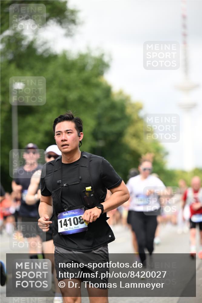 29.06.2025 - hella hamburg halbmarathon Dr. Thomas Lammeyer http://msf.ph/oto/8420027 29.06.2025 10:46:44 Kennedybrücke 1039, 1712, 1752, 2069, 2134, 2974, 3276, 3326, 3568, 4329, 4385, 4541, 4680, 4735, 4736, 5419, 5432, 5671, 6136, 6153, 6320, 6828, 7022, 7023, 7040, 7043, 7260, 8014, 8712, 9644, 10532, 10623, 10842, 11074, 11075 meine-sportfotos.de