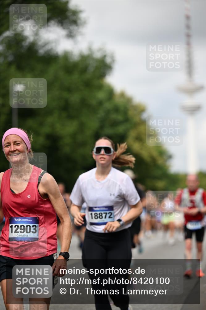 29.06.2025 - hella hamburg halbmarathon Dr. Thomas Lammeyer http://msf.ph/oto/8420100 29.06.2025 10:46:47 Kennedybrücke 1039, 1712, 1752, 2069, 2134, 2974, 3276, 3326, 3568, 4385, 4541, 4680, 4735, 4736, 5419, 5671, 6136, 6320, 6440, 6828, 7022, 7023, 7040, 7043, 7260, 8014, 8525, 8526, 8712, 9644, 10532, 10623, 10842, 11074, 11075 meine-sportfotos.de