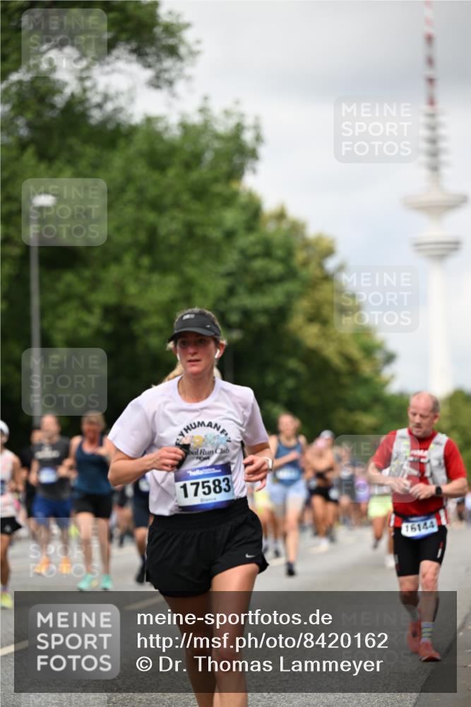29.06.2025 - hella hamburg halbmarathon Dr. Thomas Lammeyer http://msf.ph/oto/8420162 29.06.2025 10:46:49 Kennedybrücke 1039, 1712, 1752, 2069, 2134, 2974, 3276, 3326, 3568, 4385, 4541, 4680, 4735, 4736, 5419, 5671, 6136, 6320, 6440, 6828, 7022, 7023, 7040, 7043, 7260, 7357, 7666, 8014, 8525, 8526, 8712, 9644, 9980, 10532, 10623, 10842, 11074, 11075, 11331 meine-sportfotos.de