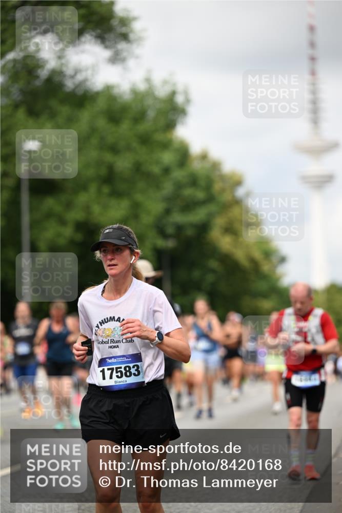 29.06.2025 - hella hamburg halbmarathon Dr. Thomas Lammeyer http://msf.ph/oto/8420168 29.06.2025 10:46:49 Kennedybrücke 1039, 1712, 1752, 2069, 2134, 2974, 3276, 3326, 3568, 4385, 4541, 4680, 4735, 4736, 5419, 5671, 6136, 6320, 6440, 6828, 7022, 7023, 7040, 7043, 7260, 7357, 7666, 8014, 8525, 8526, 8712, 9644, 9980, 10532, 10623, 10842, 11074, 11075, 11331 meine-sportfotos.de