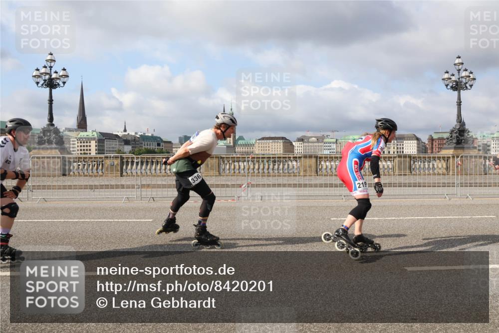 29.06.2025 - hella hamburg halbmarathon Lena Gebhardt http://msf.ph/oto/8420201 29.06.2025 08:57:39 Lombardsbrücke 336, 219 meine-sportfotos.de