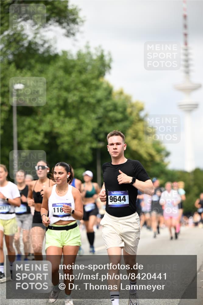 29.06.2025 - hella hamburg halbmarathon Dr. Thomas Lammeyer http://msf.ph/oto/8420441 29.06.2025 10:46:56 Kennedybrücke 1360, 1752, 1929, 1994, 2069, 2134, 2401, 2509, 2940, 2941, 3276, 3378, 3874, 4092, 4385, 4680, 4735, 4736, 5419, 6136, 6440, 6828, 6837, 7022, 7023, 7040, 7043, 7260, 7357, 7477, 7666, 8000, 8014, 8525, 8526, 9644, 9980, 10532, 10623, 10842, 11074, 11075, 11331 meine-sportfotos.de