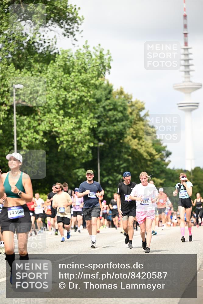 29.06.2025 - hella hamburg halbmarathon Dr. Thomas Lammeyer http://msf.ph/oto/8420587 29.06.2025 10:47:00 Kennedybrücke 1150, 1360, 1656, 1752, 1929, 1994, 2069, 2134, 2401, 2509, 2940, 2941, 3378, 3874, 4092, 4680, 4778, 5403, 5419, 6136, 6440, 6764, 6828, 6837, 7040, 7043, 7260, 7357, 7477, 7515, 7666, 8000, 8014, 8525, 8526, 9644, 9980, 10008, 10532, 10623, 10697, 10734, 10842, 11074, 11075, 11331 meine-sportfotos.de