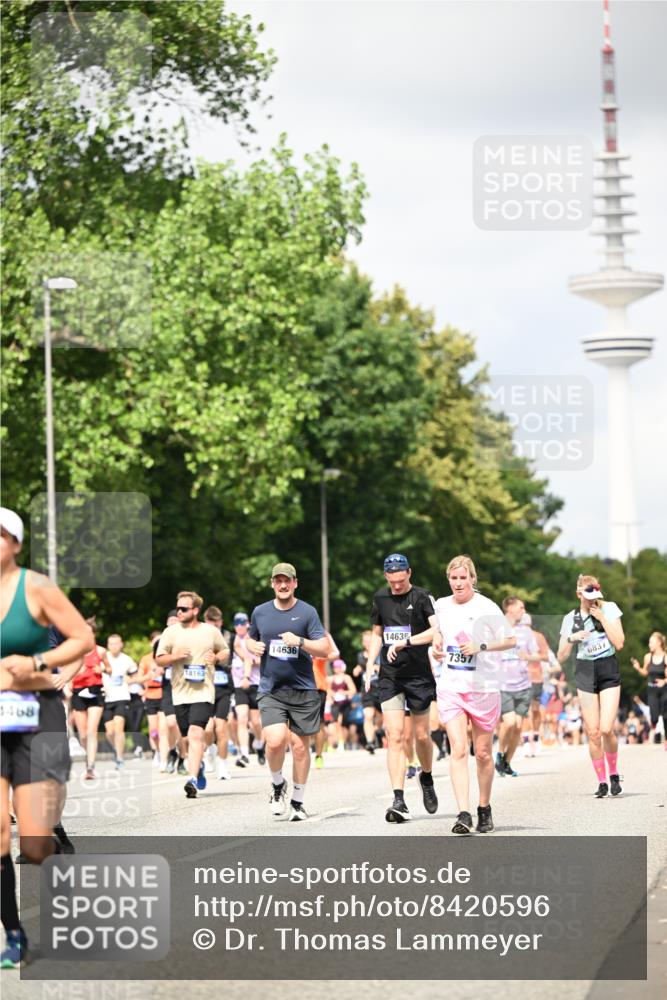 29.06.2025 - hella hamburg halbmarathon Dr. Thomas Lammeyer http://msf.ph/oto/8420596 29.06.2025 10:47:00 Kennedybrücke 1150, 1360, 1656, 1752, 1929, 1994, 2069, 2134, 2401, 2509, 2940, 2941, 3378, 3874, 4092, 4680, 4778, 5403, 5419, 6136, 6440, 6764, 6828, 6837, 7040, 7043, 7260, 7357, 7477, 7515, 7666, 8000, 8014, 8525, 8526, 9644, 9980, 10008, 10532, 10623, 10697, 10734, 10842, 11074, 11075, 11331 meine-sportfotos.de