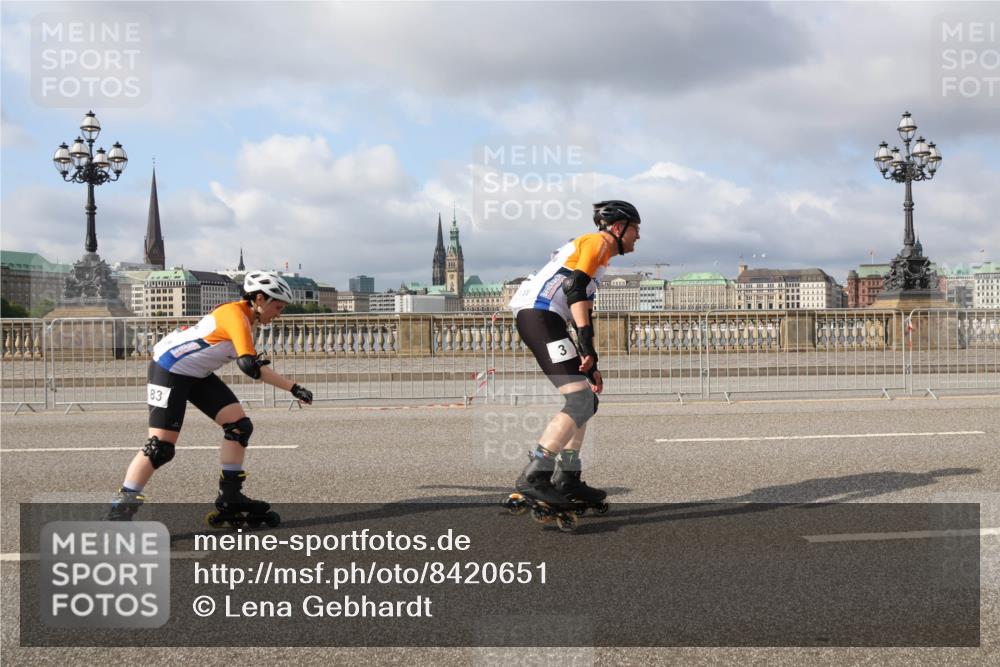 29.06.2025 - hella hamburg halbmarathon Lena Gebhardt http://msf.ph/oto/8420651 29.06.2025 08:57:40 Lombardsbrücke 0000, 83, 3 meine-sportfotos.de