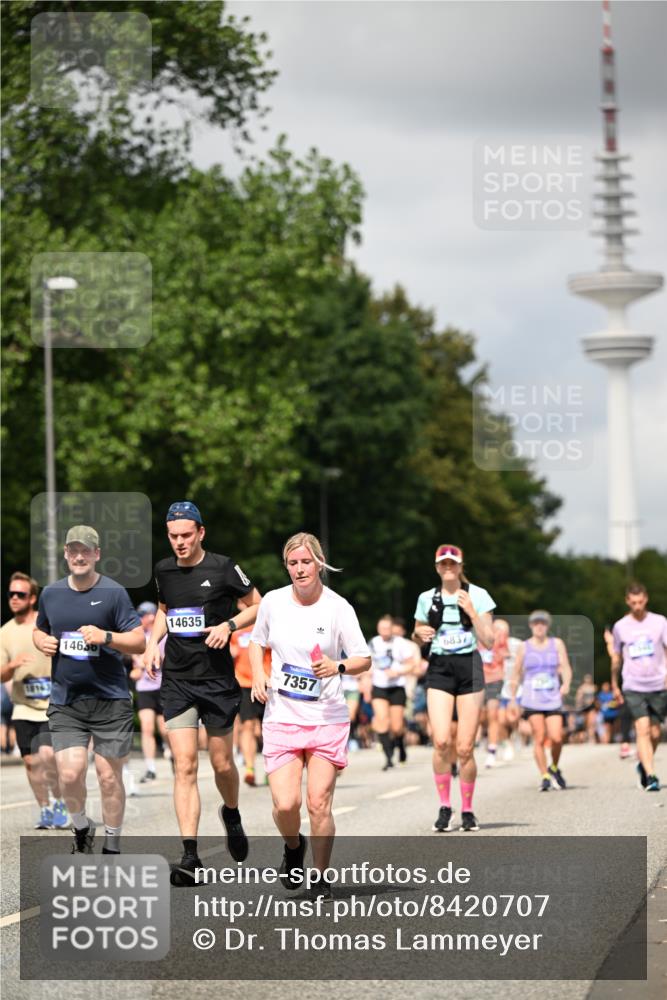 29.06.2025 - hella hamburg halbmarathon Dr. Thomas Lammeyer http://msf.ph/oto/8420707 29.06.2025 10:47:03 Kennedybrücke 1150, 1360, 1656, 1752, 1929, 1994, 2134, 2401, 2509, 2580, 2940, 2941, 3378, 3874, 4092, 4680, 4778, 5403, 5419, 6136, 6440, 6764, 6828, 6837, 7040, 7043, 7260, 7357, 7477, 7515, 7666, 8000, 8161, 8525, 8526, 9644, 9980, 10008, 10623, 10697, 10734, 10842, 11074, 11075, 11331 meine-sportfotos.de