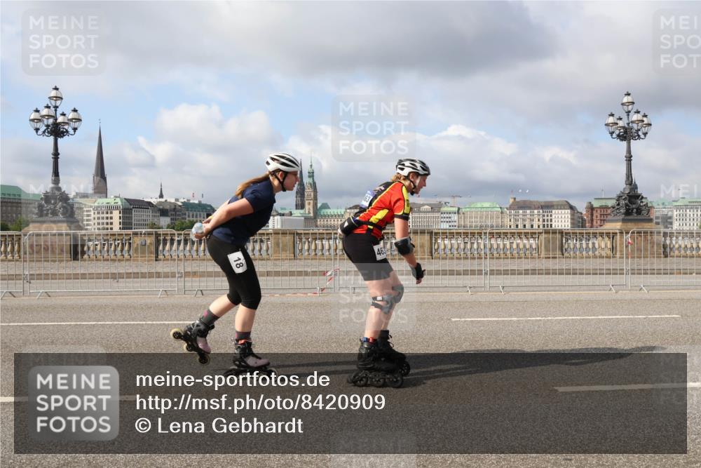 29.06.2025 - hella hamburg halbmarathon Lena Gebhardt http://msf.ph/oto/8420909 29.06.2025 08:57:42 Lombardsbrücke 18, 463 meine-sportfotos.de
