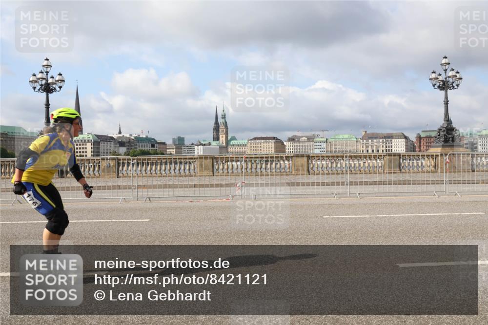 29.06.2025 - hella hamburg halbmarathon Lena Gebhardt http://msf.ph/oto/8421121 29.06.2025 08:57:45 Lombardsbrücke 176 meine-sportfotos.de
