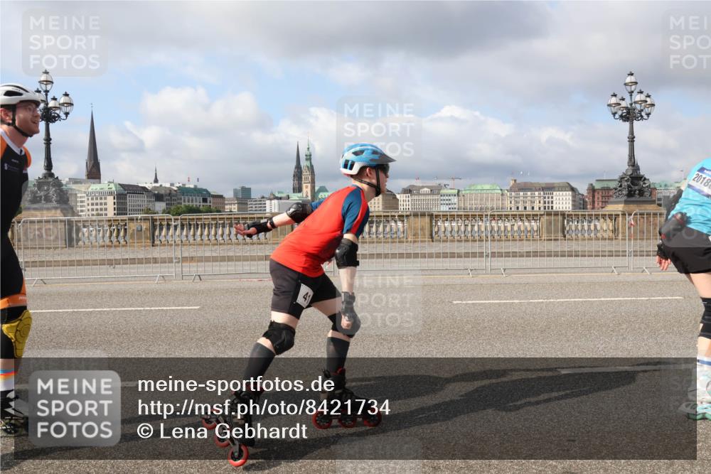 29.06.2025 - hella hamburg halbmarathon Lena Gebhardt http://msf.ph/oto/8421734 29.06.2025 08:57:47 Lombardsbrücke 2018 meine-sportfotos.de