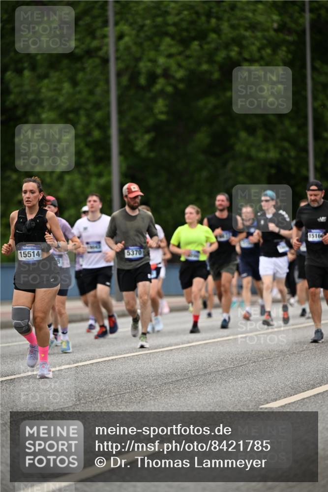 29.06.2025 - hella hamburg halbmarathon Dr. Thomas Lammeyer http://msf.ph/oto/8421785 29.06.2025 10:47:48 Kennedybrücke 1226, 1310, 1467, 1788, 1878, 2103, 2158, 2267, 2361, 2538, 2971, 3283, 3288, 3518, 3764, 4105, 4177, 4302, 5265, 5370, 5720, 5755, 6012, 7461, 7872, 8135, 8991, 9831, 9976, 10083, 10200, 10202 meine-sportfotos.de