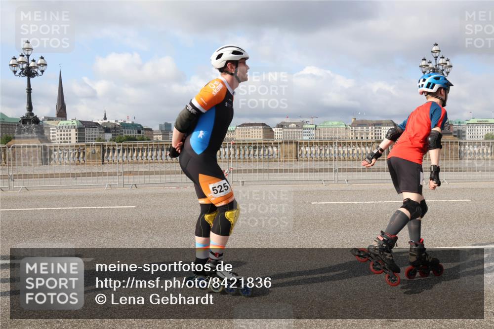 29.06.2025 - hella hamburg halbmarathon Lena Gebhardt http://msf.ph/oto/8421836 29.06.2025 08:57:47 Lombardsbrücke 525 meine-sportfotos.de