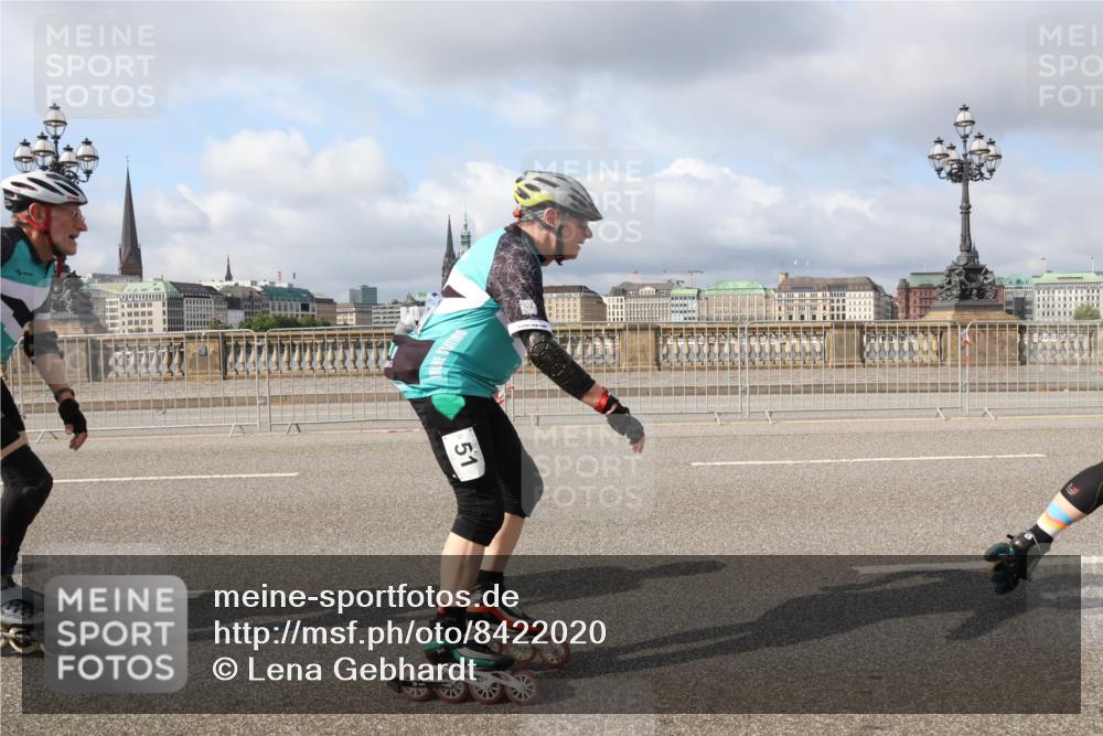 29.06.2025 - hella hamburg halbmarathon Lena Gebhardt http://msf.ph/oto/8422020 29.06.2025 08:57:48 Lombardsbrücke 51 meine-sportfotos.de