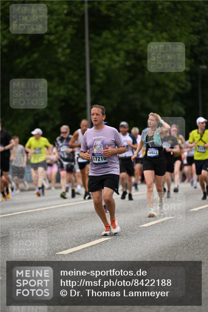 29.06.2025 - hella hamburg halbmarathon Dr. Thomas Lammeyer http://msf.ph/oto/8422188 29.06.2025 10:48:05 Kennedybrücke 1816, 1878, 2158, 2343, 2361, 5214, 5370, 5649, 5720, 6012, 6096, 6931, 7197, 7205, 7461, 8135, 8504, 8991, 9704, 9831, 9976, 10083, 10200, 10202, 11279 meine-sportfotos.de
