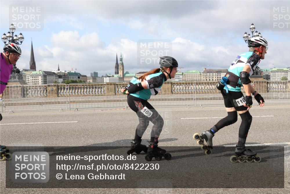 29.06.2025 - hella hamburg halbmarathon Lena Gebhardt http://msf.ph/oto/8422230 29.06.2025 08:57:48 Lombardsbrücke 109, 110 meine-sportfotos.de