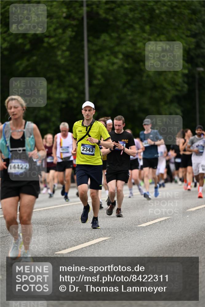 29.06.2025 - hella hamburg halbmarathon Dr. Thomas Lammeyer http://msf.ph/oto/8422311 29.06.2025 10:48:09 Kennedybrücke 1816, 1878, 2343, 2361, 3597, 4636, 5001, 5192, 5201, 5214, 5649, 5720, 6012, 6096, 6931, 7197, 7205, 8135, 8504, 9704, 9831, 10083, 10097, 10200, 10202, 11279 meine-sportfotos.de