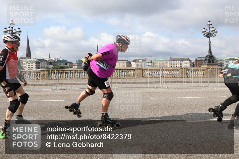 29.06.2025 - hella hamburg halbmarathon Lena Gebhardt http://msf.ph/oto/8422379 29.06.2025 08:57:49 Lombardsbrücke 20524, 524 meine-sportfotos.de