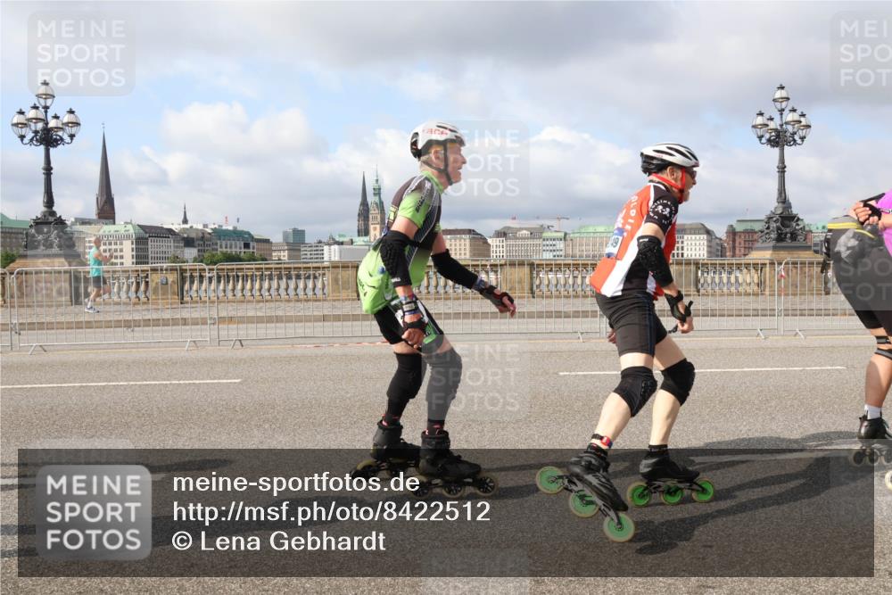 29.06.2025 - hella hamburg halbmarathon Lena Gebhardt http://msf.ph/oto/8422512 29.06.2025 08:57:49 Lombardsbrücke  meine-sportfotos.de