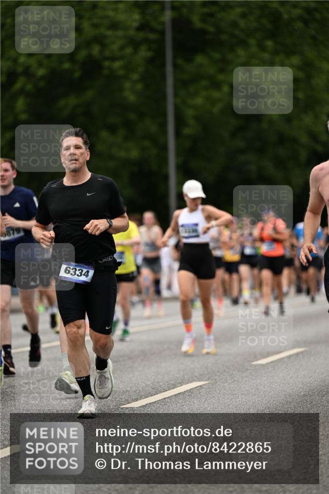29.06.2025 - hella hamburg halbmarathon Dr. Thomas Lammeyer http://msf.ph/oto/8422865 29.06.2025 10:48:25 Kennedybrücke 1026, 1400, 1459, 1802, 1804, 2258, 2343, 2674, 2733, 3065, 3597, 4636, 4866, 5001, 5127, 5192, 5201, 5214, 5649, 5902, 5905, 6226, 6334, 6931, 7197, 8058, 8504, 8591, 9704, 9879, 10006, 10097, 10220, 10285, 10553, 11093, 11279 meine-sportfotos.de