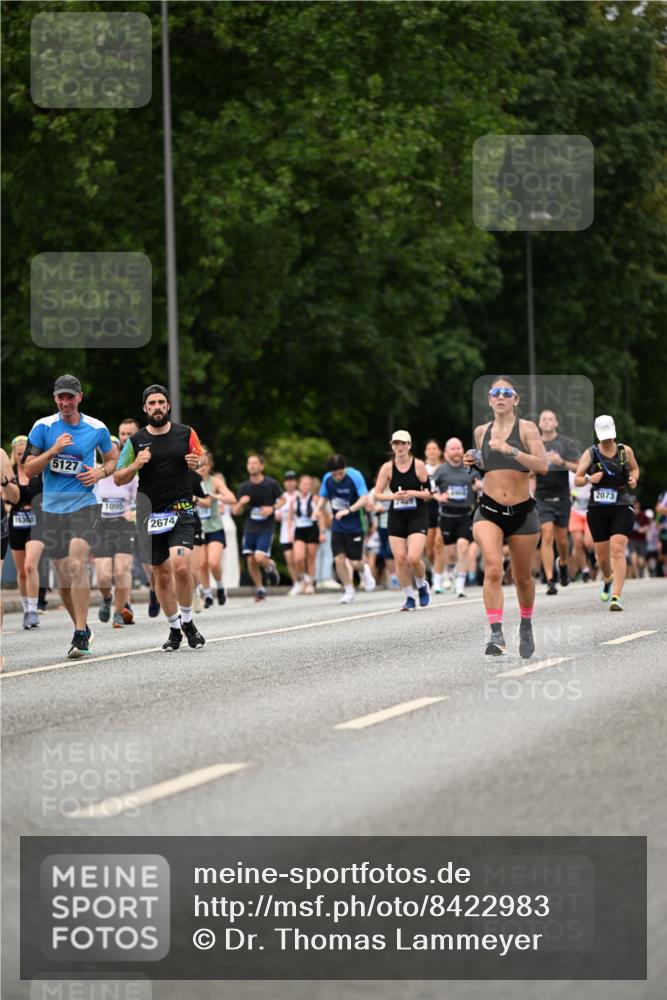 29.06.2025 - hella hamburg halbmarathon Dr. Thomas Lammeyer http://msf.ph/oto/8422983 29.06.2025 10:48:32 Kennedybrücke 1026, 1095, 1400, 1459, 1802, 1804, 2073, 2258, 2674, 2733, 3065, 3597, 4636, 4866, 4968, 5001, 5127, 5192, 5201, 5355, 5902, 5905, 6226, 6334, 6931, 7197, 7489, 8058, 8504, 8591, 8870, 9331, 9333, 9879, 10006, 10097, 10220, 10285, 10553, 11093 meine-sportfotos.de