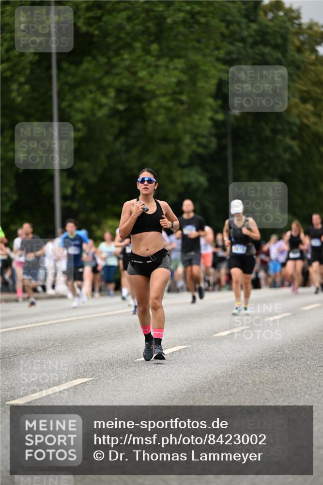 29.06.2025 - hella hamburg halbmarathon Dr. Thomas Lammeyer http://msf.ph/oto/8423002 29.06.2025 10:48:35 Kennedybrücke 1026, 1095, 1400, 1459, 1802, 1804, 2073, 2258, 2674, 2733, 3065, 3597, 4636, 4866, 4968, 5001, 5127, 5192, 5201, 5355, 5902, 5905, 6226, 6334, 7489, 8058, 8591, 8763, 8870, 9331, 9333, 9879, 10006, 10097, 10220, 10285, 10553, 10707, 11093 meine-sportfotos.de