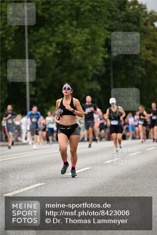 29.06.2025 - hella hamburg halbmarathon Dr. Thomas Lammeyer http://msf.ph/oto/8423006 29.06.2025 10:48:35 Kennedybrücke 1026, 1095, 1400, 1459, 1802, 1804, 2073, 2258, 2674, 2733, 3065, 3597, 4636, 4866, 4968, 5001, 5127, 5192, 5201, 5355, 5902, 5905, 6226, 6334, 7489, 8058, 8591, 8763, 8870, 9331, 9333, 9879, 10006, 10097, 10220, 10285, 10553, 10707, 11093 meine-sportfotos.de