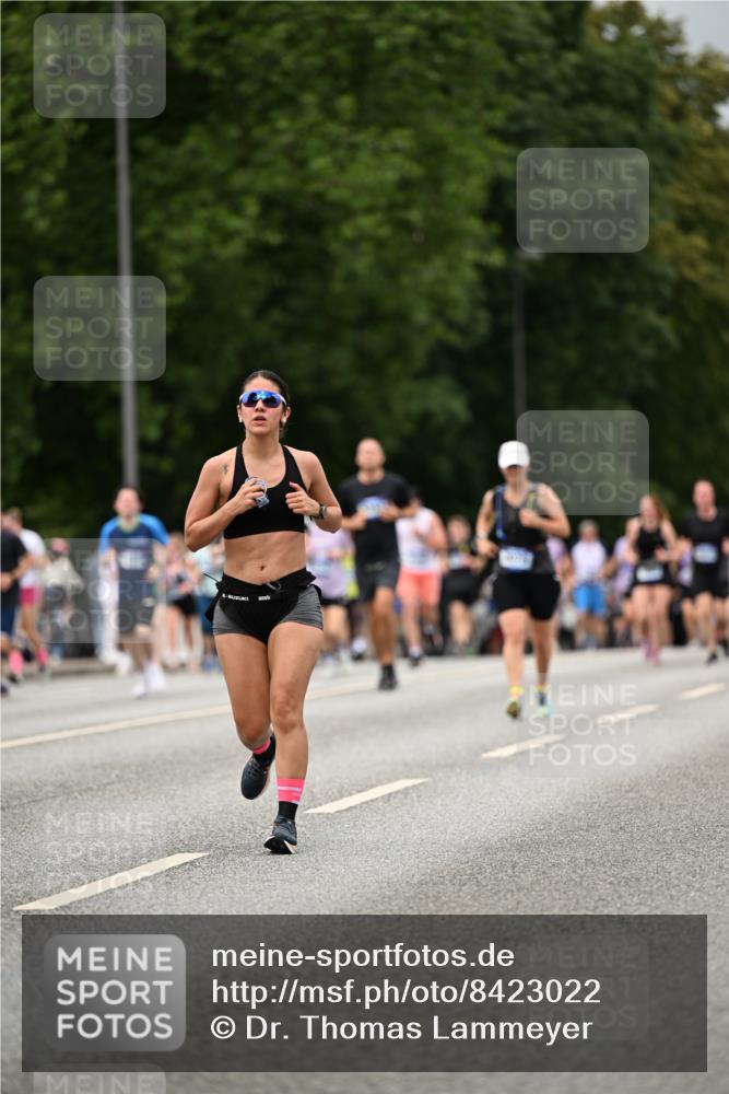 29.06.2025 - hella hamburg halbmarathon Dr. Thomas Lammeyer http://msf.ph/oto/8423022 29.06.2025 10:48:36 Kennedybrücke 1026, 1095, 1400, 1459, 1802, 1804, 2073, 2258, 2674, 2733, 3065, 3597, 4636, 4866, 4968, 5001, 5127, 5192, 5201, 5355, 5902, 5905, 6036, 6226, 6334, 7489, 8058, 8591, 8763, 8870, 9331, 9333, 9879, 10006, 10097, 10220, 10285, 10553, 10707, 11093 meine-sportfotos.de