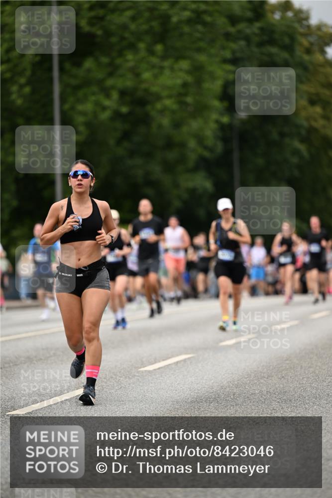 29.06.2025 - hella hamburg halbmarathon Dr. Thomas Lammeyer http://msf.ph/oto/8423046 29.06.2025 10:48:36 Kennedybrücke 1026, 1095, 1400, 1459, 1802, 1804, 2073, 2258, 2674, 2733, 3065, 3597, 4636, 4866, 4968, 5001, 5127, 5192, 5201, 5355, 5902, 5905, 6036, 6226, 6334, 7489, 8058, 8591, 8763, 8870, 9331, 9333, 9879, 10006, 10097, 10220, 10285, 10553, 10707, 11093 meine-sportfotos.de