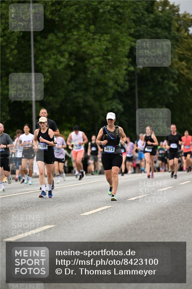 29.06.2025 - hella hamburg halbmarathon Dr. Thomas Lammeyer http://msf.ph/oto/8423100 29.06.2025 10:48:38 Kennedybrücke 1026, 1095, 1400, 1459, 1802, 1804, 2073, 2186, 2258, 2674, 2692, 2733, 3065, 4866, 4968, 5127, 5355, 5902, 5905, 6036, 6226, 6334, 7489, 8058, 8591, 8763, 8870, 9331, 9333, 9879, 10006, 10097, 10220, 10285, 10553, 10707, 11093 meine-sportfotos.de