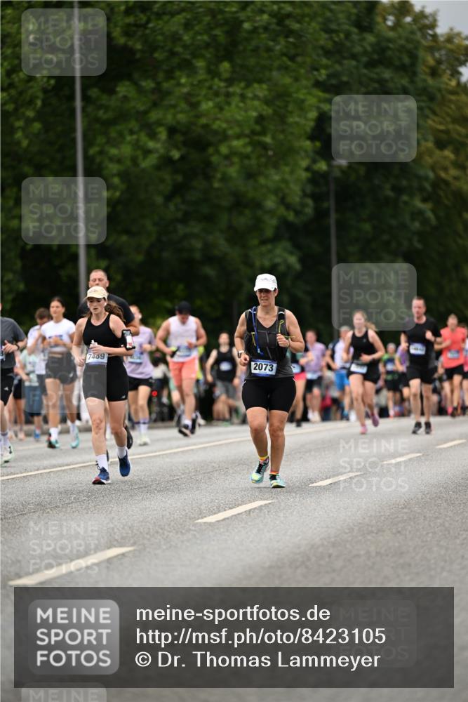 29.06.2025 - hella hamburg halbmarathon Dr. Thomas Lammeyer http://msf.ph/oto/8423105 29.06.2025 10:48:38 Kennedybrücke 1026, 1095, 1400, 1459, 1802, 1804, 2073, 2186, 2258, 2674, 2692, 2733, 3065, 4866, 4968, 5127, 5355, 5902, 5905, 6036, 6226, 6334, 7489, 8058, 8591, 8763, 8870, 9331, 9333, 9879, 10006, 10097, 10220, 10285, 10553, 10707, 11093 meine-sportfotos.de