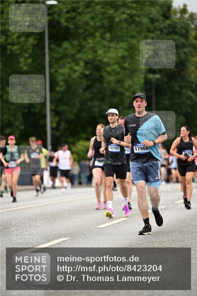 29.06.2025 - hella hamburg halbmarathon Dr. Thomas Lammeyer http://msf.ph/oto/8423204 29.06.2025 10:48:46 Kennedybrücke 1026, 1095, 1400, 1459, 1802, 1804, 2073, 2186, 2674, 2692, 2733, 3065, 3596, 4968, 5127, 5355, 5730, 5731, 6036, 6895, 7489, 8058, 8591, 8763, 8870, 9331, 9333, 10285, 10553, 10707 meine-sportfotos.de