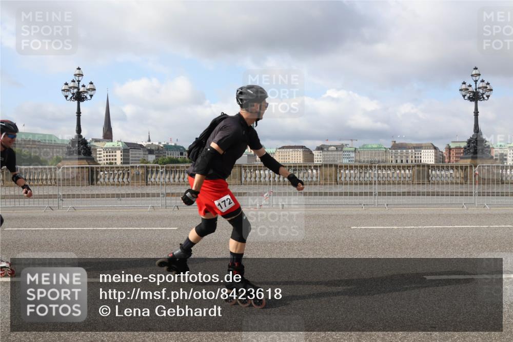 29.06.2025 - hella hamburg halbmarathon Lena Gebhardt http://msf.ph/oto/8423618 29.06.2025 08:58:10 Lombardsbrücke 172 meine-sportfotos.de