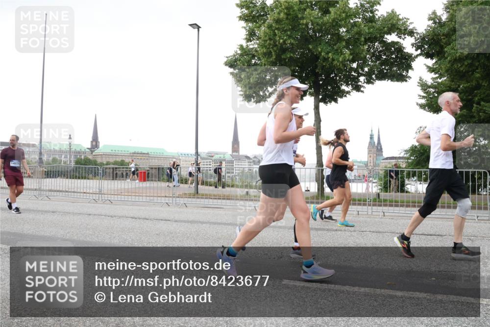 29.06.2025 - hella hamburg halbmarathon Lena Gebhardt http://msf.ph/oto/8423677 29.06.2025 10:53:08 Lombardsbrücke 14979, 1340, 1369, 1900, 1906, 2065, 2146, 2291, 2409, 2701, 2988, 3227, 3787, 4195, 4626, 4729, 5428, 6135, 6521, 7032, 7483, 7681, 7737, 8189, 8212, 8414, 8515, 8641, 8906, 9545, 9685, 9764, 10043, 10055, 10175, 10417, 10490, 10568, 10600, 10661, 10879, 10981, 11520, 11524, 11919, 12127, 12128, 12193, 12219, 12700, 12994, 13489, 13916, 13917, 14009, 14038, 14765, 14807, 14977, 14979, 16137 meine-sportfotos.de