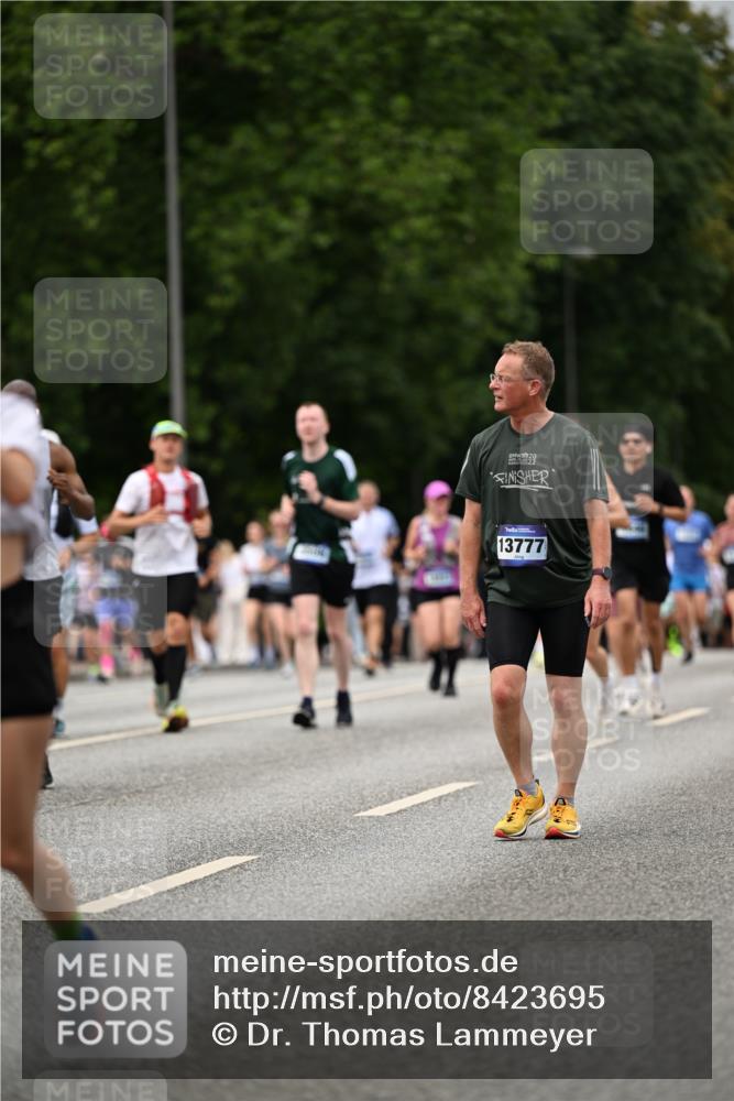 29.06.2025 - hella hamburg halbmarathon Dr. Thomas Lammeyer http://msf.ph/oto/8423695 29.06.2025 10:49:03 Kennedybrücke 1273, 1685, 1713, 2186, 2692, 3238, 3506, 3596, 4215, 5730, 5731, 6002, 6036, 6895, 6922, 7541, 7610, 7818, 8763, 10223, 10303, 10304, 10707 meine-sportfotos.de