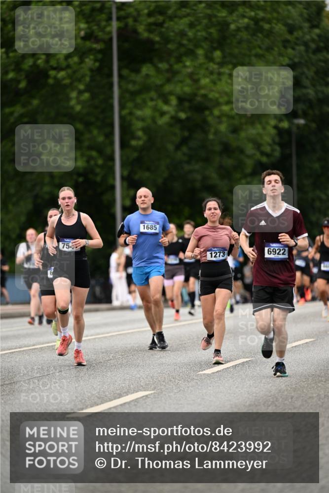 29.06.2025 - hella hamburg halbmarathon Dr. Thomas Lammeyer http://msf.ph/oto/8423992 29.06.2025 10:49:13 Kennedybrücke 1273, 1685, 1713, 3238, 3506, 4215, 5730, 5731, 6002, 6922, 7216, 7541, 7610, 7818, 8605, 9084, 9085, 10223, 10303, 10304 meine-sportfotos.de