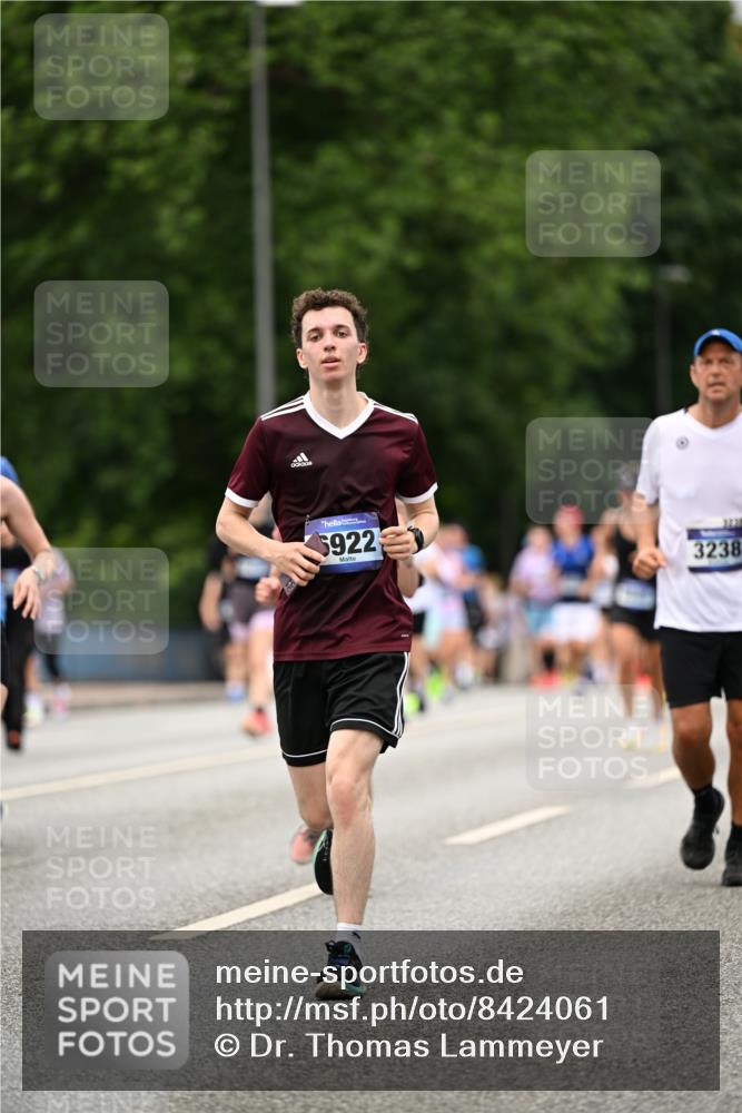 29.06.2025 - hella hamburg halbmarathon Dr. Thomas Lammeyer http://msf.ph/oto/8424061 29.06.2025 10:49:15 Kennedybrücke 1024, 1273, 1685, 1713, 3238, 3506, 4215, 5730, 5731, 6002, 6922, 7216, 7541, 7610, 7818, 8605, 8745, 9084, 9085, 10223, 10303, 10304 meine-sportfotos.de