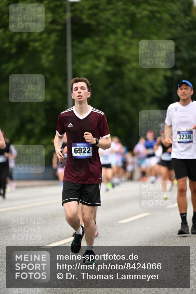 29.06.2025 - hella hamburg halbmarathon Dr. Thomas Lammeyer http://msf.ph/oto/8424066 29.06.2025 10:49:15 Kennedybrücke 1024, 1273, 1685, 1713, 3238, 3506, 4215, 5730, 5731, 6002, 6922, 7216, 7541, 7610, 7818, 8605, 8745, 9084, 9085, 10223, 10303, 10304 meine-sportfotos.de