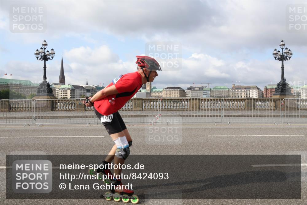 29.06.2025 - hella hamburg halbmarathon Lena Gebhardt http://msf.ph/oto/8424093 29.06.2025 08:58:13 Lombardsbrücke 100 meine-sportfotos.de