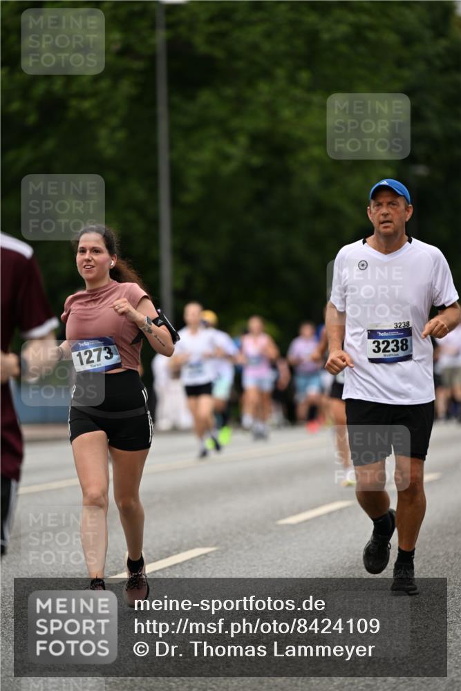 29.06.2025 - hella hamburg halbmarathon Dr. Thomas Lammeyer http://msf.ph/oto/8424109 29.06.2025 10:49:17 Kennedybrücke 1024, 1273, 1685, 1713, 3238, 3506, 4215, 6002, 6841, 6922, 7216, 7541, 7610, 7818, 8605, 8745, 9084, 9085, 10223, 10303, 10304 meine-sportfotos.de
