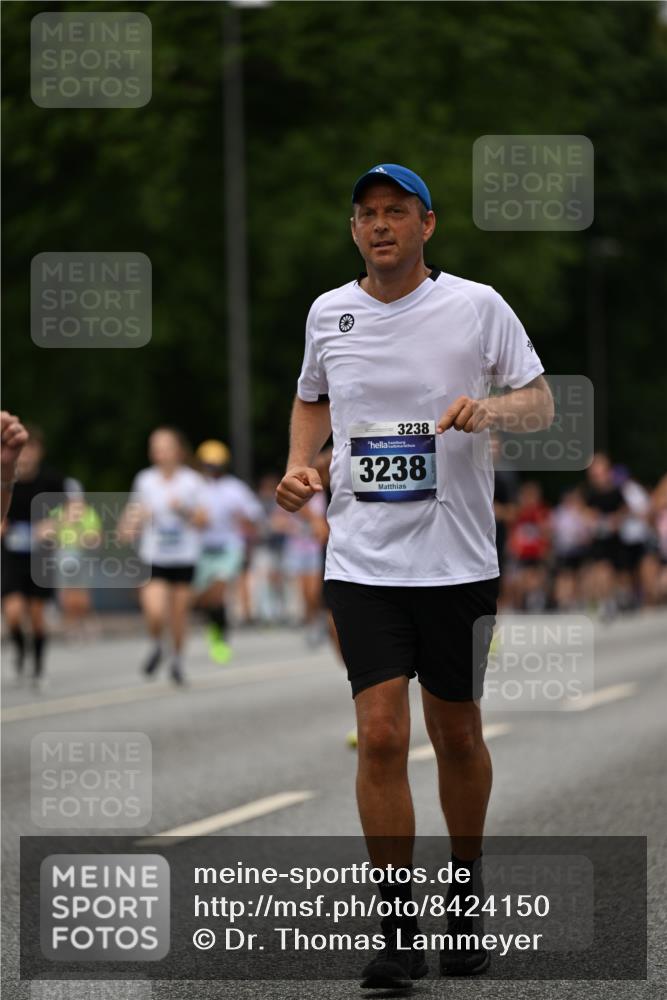 29.06.2025 - hella hamburg halbmarathon Dr. Thomas Lammeyer http://msf.ph/oto/8424150 29.06.2025 10:49:18 Kennedybrücke 1024, 1273, 1685, 1713, 3238, 3506, 6002, 6841, 6922, 7216, 7541, 7610, 7818, 8605, 8745, 8907, 9084, 9085, 10223, 10303, 10304 meine-sportfotos.de