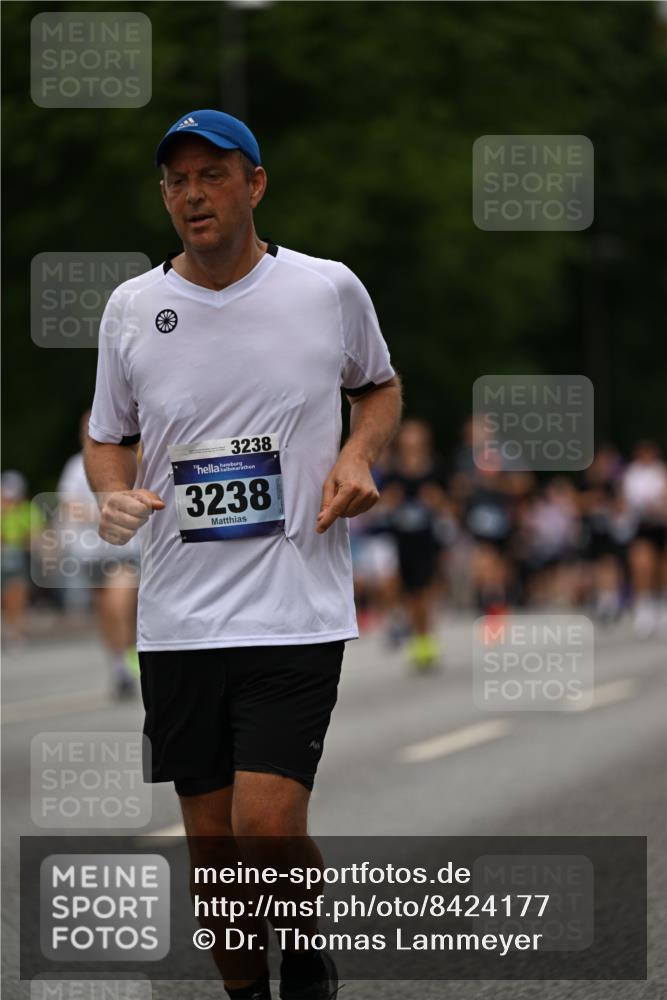 29.06.2025 - hella hamburg halbmarathon Dr. Thomas Lammeyer http://msf.ph/oto/8424177 29.06.2025 10:49:20 Kennedybrücke 1024, 1273, 1685, 1713, 1798, 3238, 3506, 4388, 6002, 6841, 6888, 6922, 7216, 7541, 7610, 8605, 8745, 8907, 9084, 9085, 10223, 10303, 10304 meine-sportfotos.de