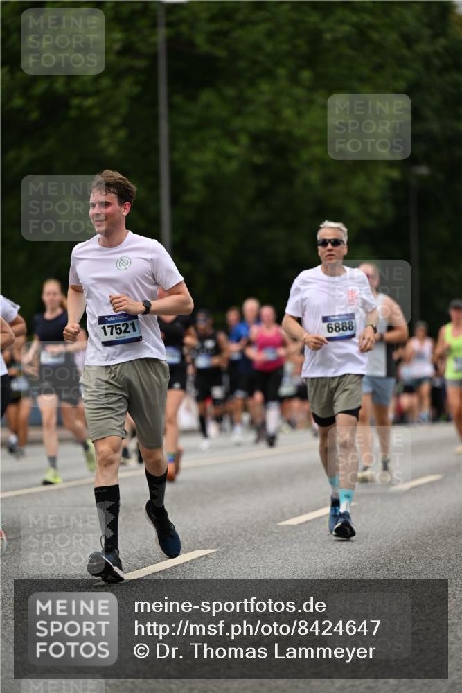 29.06.2025 - hella hamburg halbmarathon Dr. Thomas Lammeyer http://msf.ph/oto/8424647 29.06.2025 10:49:34 Kennedybrücke 1024, 1774, 1798, 2550, 2779, 3570, 4275, 4337, 4388, 5099, 5949, 6841, 6888, 7216, 7859, 8605, 8745, 8907, 9084, 9085, 10668, 10727 meine-sportfotos.de
