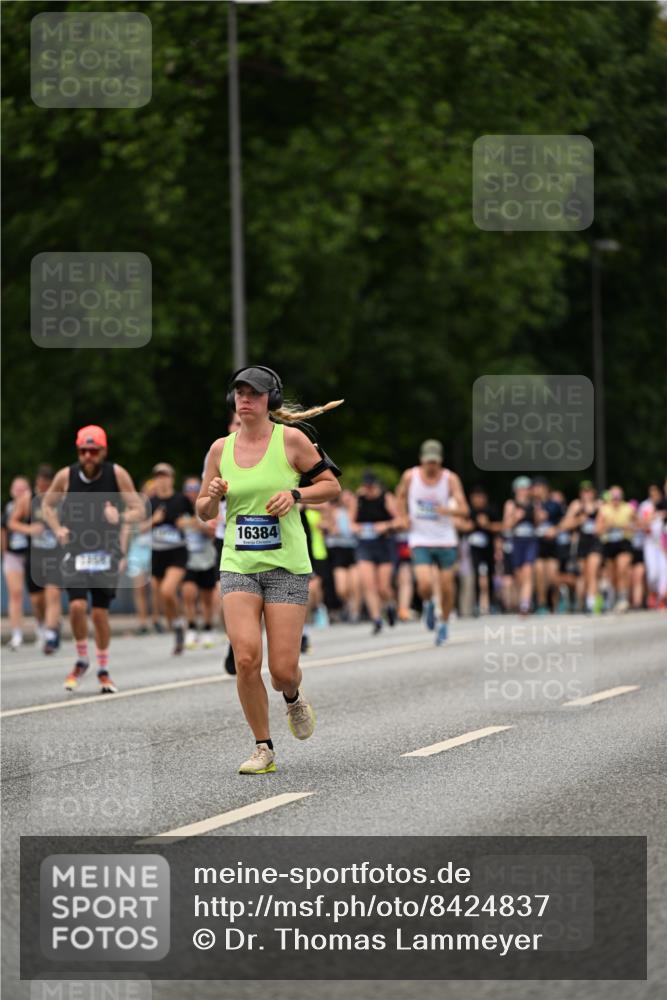 29.06.2025 - hella hamburg halbmarathon Dr. Thomas Lammeyer http://msf.ph/oto/8424837 29.06.2025 10:49:40 Kennedybrücke 1024, 1774, 1798, 2550, 2779, 3570, 4275, 4337, 4388, 5099, 5949, 6841, 6888, 7859, 7912, 8745, 8907, 9084, 10562, 10668, 10727 meine-sportfotos.de