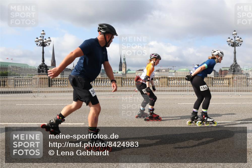 29.06.2025 - hella hamburg halbmarathon Lena Gebhardt http://msf.ph/oto/8424983 29.06.2025 08:58:45 Lombardsbrücke 36, 154 meine-sportfotos.de
