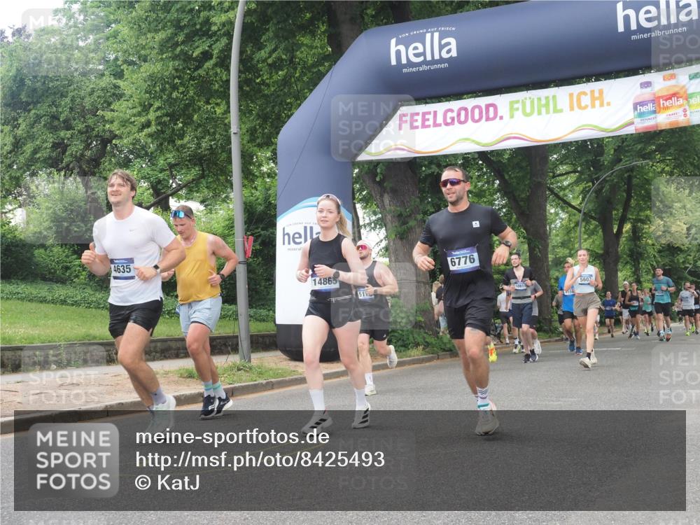 29.06.2025 - hella hamburg halbmarathon KatJ http://msf.ph/oto/8425493 29.06.2025 10:39:23 Zwischen KM18-KM19 3426, 4635, 5116, 5607, 6776, 7409 meine-sportfotos.de
