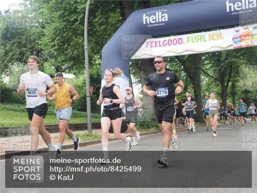 29.06.2025 - hella hamburg halbmarathon KatJ http://msf.ph/oto/8425499 29.06.2025 10:39:23 Zwischen KM18-KM19 3426, 4635, 5116, 5607, 6776, 7409 meine-sportfotos.de