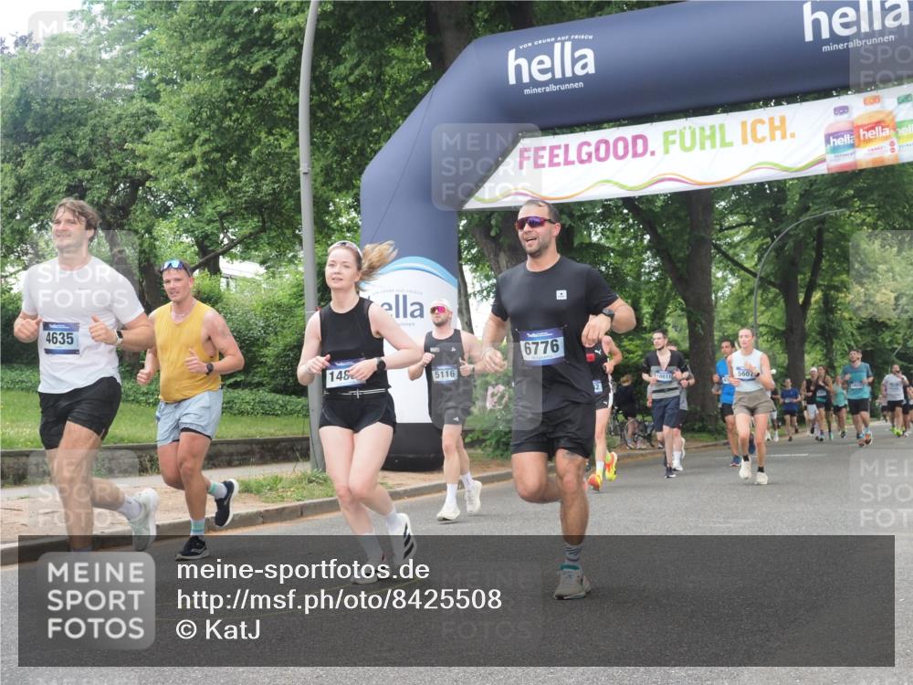 29.06.2025 - hella hamburg halbmarathon KatJ http://msf.ph/oto/8425508 29.06.2025 10:39:23 Zwischen KM18-KM19 3426, 4635, 5116, 5607, 6776, 7409 meine-sportfotos.de
