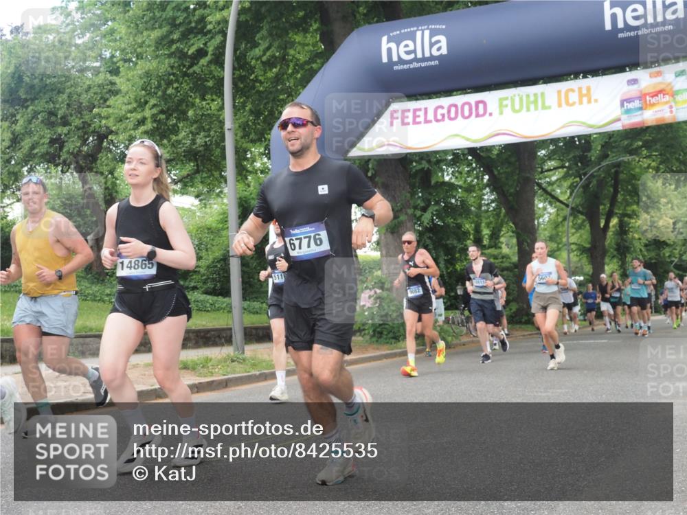 29.06.2025 - hella hamburg halbmarathon KatJ http://msf.ph/oto/8425535 29.06.2025 10:39:23 Zwischen KM18-KM19 3426, 4635, 5116, 5607, 6776, 7409 meine-sportfotos.de